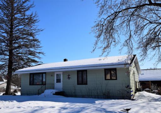 102 HALLBERG Street SW, Warroad, MN 56756