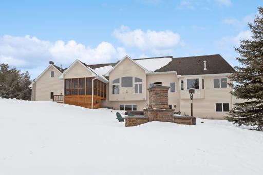 9758 230th Street E, Lakeville, MN 55044