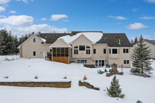 9758 230th Street E, Lakeville, MN 55044