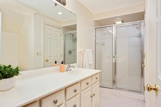 1776 Knox Avenue S, Minneapolis, MN 55403