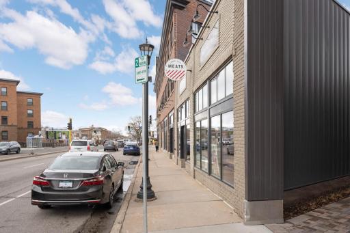 1776 Knox Avenue S, Minneapolis, MN 55403
