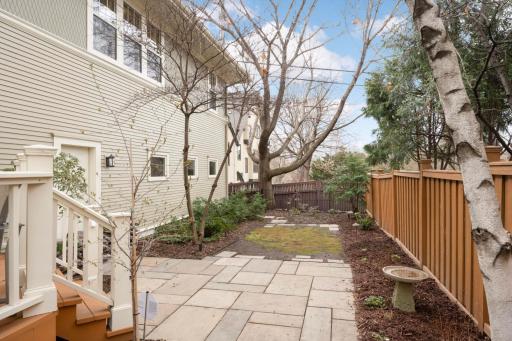 1776 Knox Avenue S, Minneapolis, MN 55403