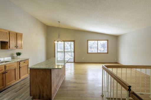 Open floor plan w/ vaulted ceilings, lots of natural daylight