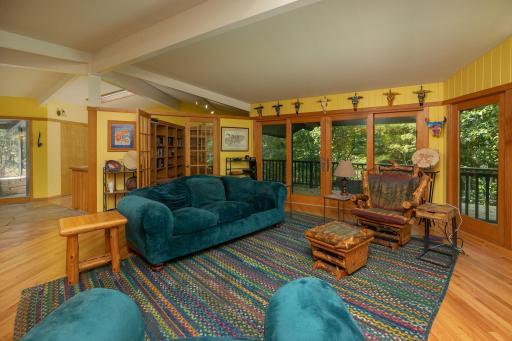 8-web-or-mls-08-Living Room.jpg