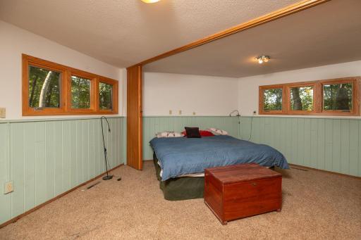 42-web-or-mls-42-Bedroom 5.jpg