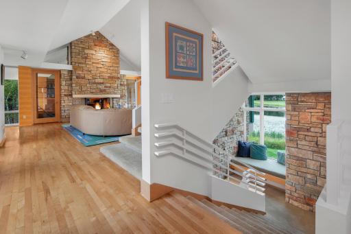 8983 Avila Cove, Eden Prairie, MN 55347