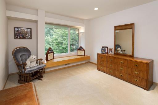 8983 Avila Cove, Eden Prairie, MN 55347