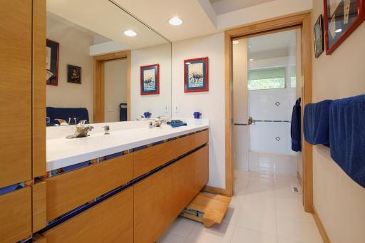 8983 Avila Cove, Eden Prairie, MN 55347