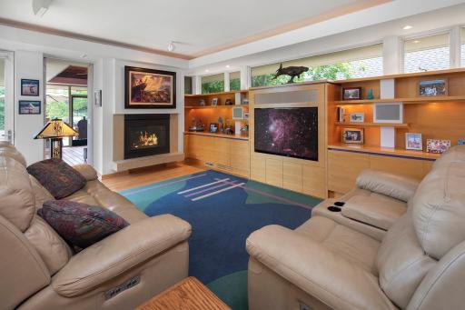8983 Avila Cove, Eden Prairie, MN 55347