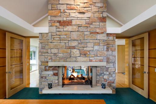 8983 Avila Cove, Eden Prairie, MN 55347