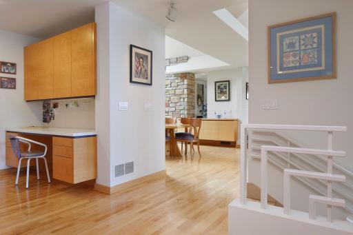 8983 Avila Cove, Eden Prairie, MN 55347