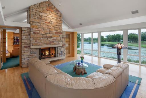 8983 Avila Cove, Eden Prairie, MN 55347