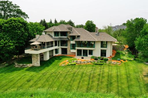 8983 Avila Cove, Eden Prairie, MN 55347