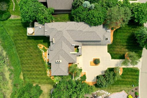 8983 Avila Cove, Eden Prairie, MN 55347