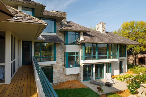 8983 Avila Cove, Eden Prairie, MN 55347