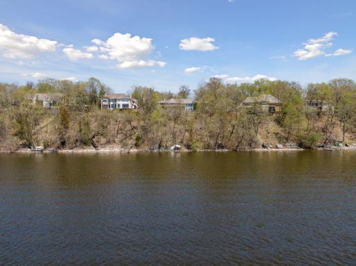 Eagles Bluff is located on a quiet cul-de-sac above Lake Minnetonka's Halsted Bay