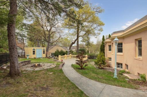 3800 Zenith Avenue S, Minneapolis, MN 55410