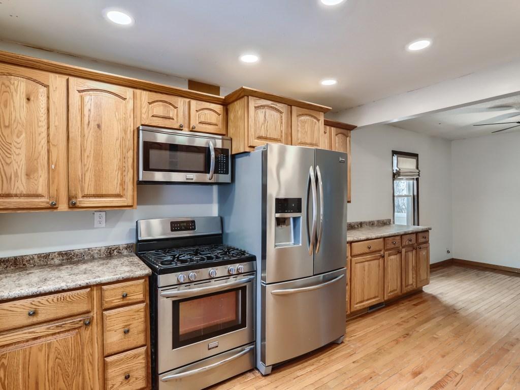 5.5 Another kitchen view.jpg