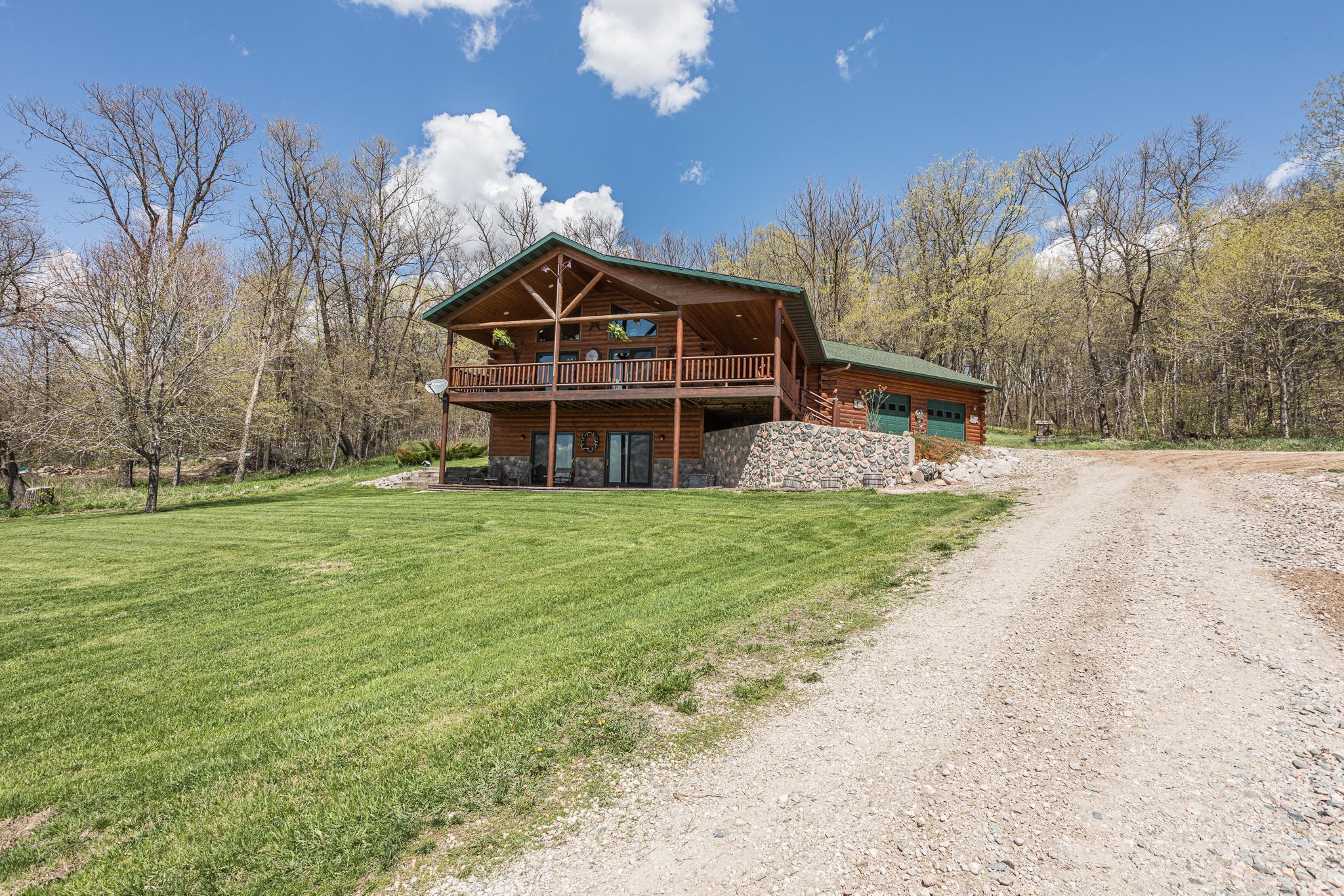 12 Lake Rd 4.jpg