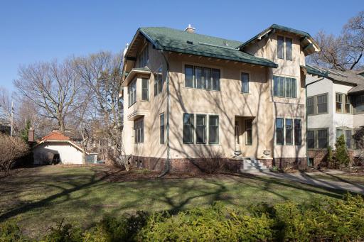 2216 Newton Avenue S, Minneapolis, MN 55405
