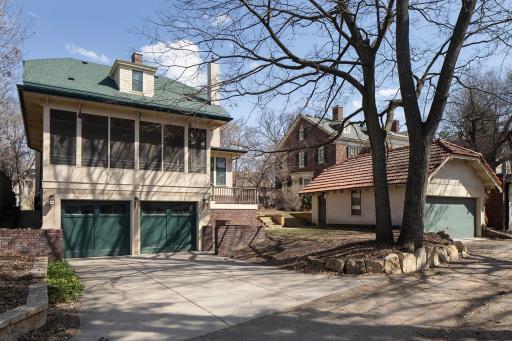 2216 Newton Avenue S, Minneapolis, MN 55405