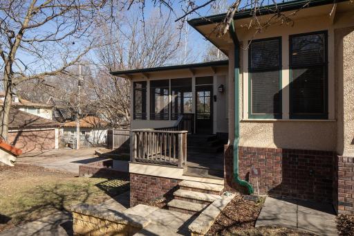 2216 Newton Avenue S, Minneapolis, MN 55405