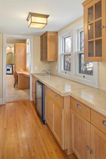 2216 Newton Avenue S, Minneapolis, MN 55405