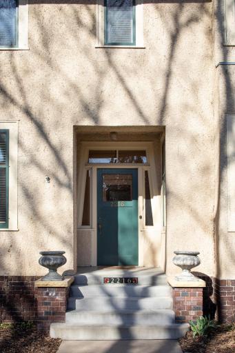 2216 Newton Avenue S, Minneapolis, MN 55405