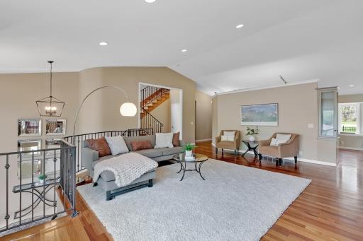 9249 Lake Riley Boulevard, Chanhassen, MN 55317