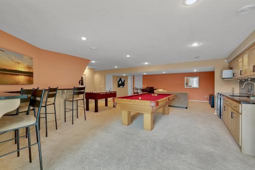9249 Lake Riley Boulevard, Chanhassen, MN 55317