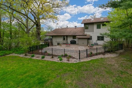9249 Lake Riley Boulevard, Chanhassen, MN 55317