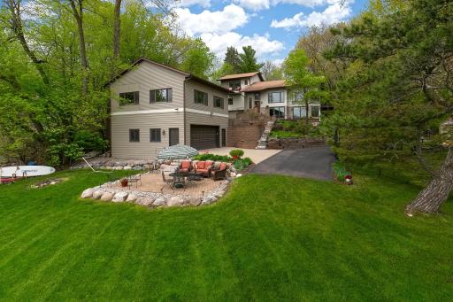 9249 Lake Riley Boulevard, Chanhassen, MN 55317
