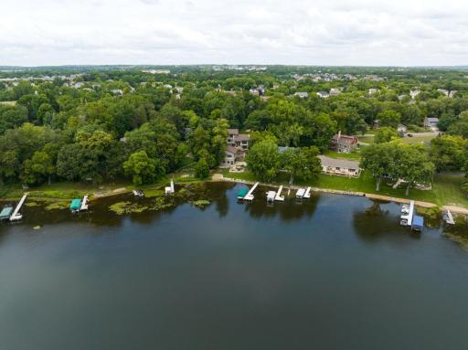 9249 Lake Riley Boulevard, Chanhassen, MN 55317