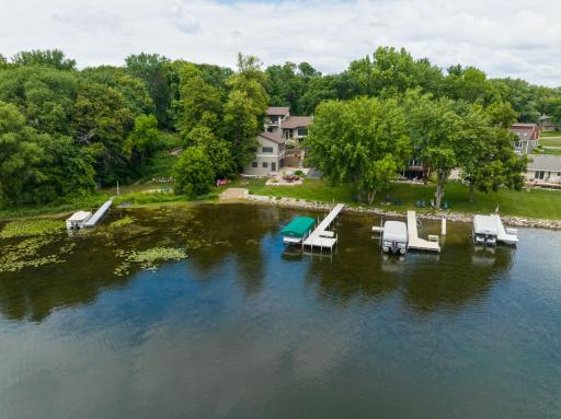 9249 Lake Riley Boulevard, Chanhassen, MN 55317