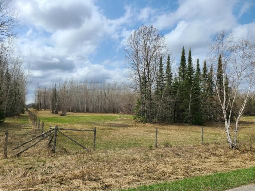 4178 Town Road 214, International Falls, MN 56649
