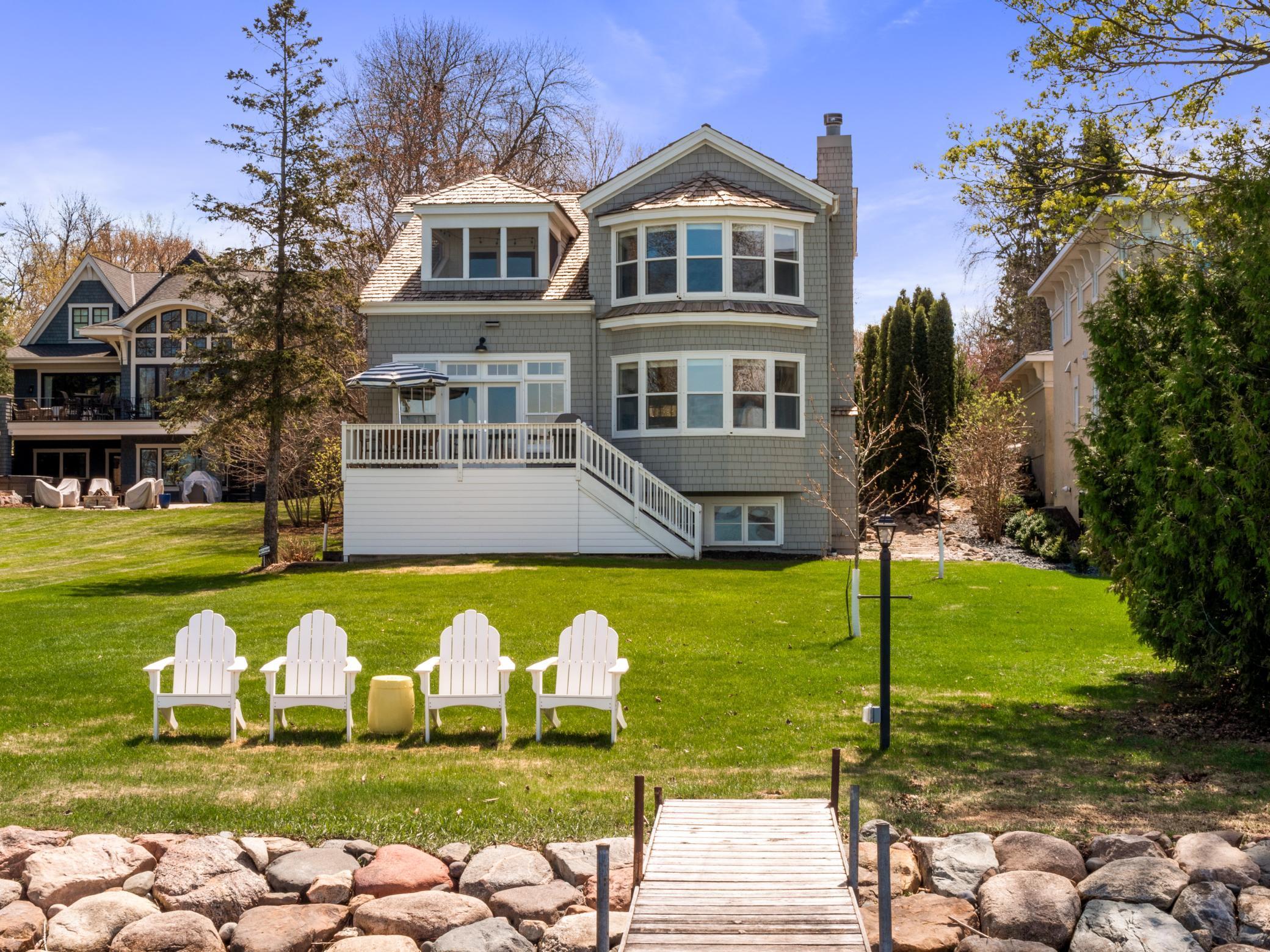 Welcome to 4265 Cottonwood Lane