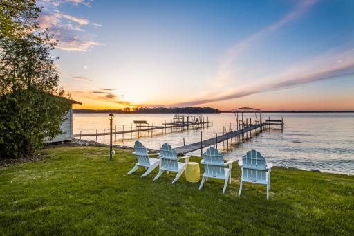 4265 Cottonwood Lane, Excelsior, MN 55331