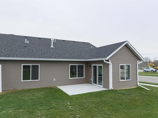 1007 12th Place NW, Kasson, MN 55944