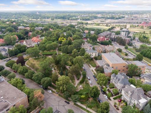 Yellow arrow is location of the home next to Thomas Lowry Park and the Seven Pools. Walk across the street to enjoy a book, sunbathe and dip your toes in the Seven Pools.