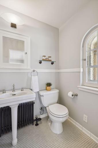 2nd floor bedroom private 1/2 bath