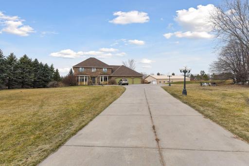 Photo for 222 Medina Road, Wayzata, MN 55391 - listing #6342792 222 Medina Road, Wayzata, MN 55391