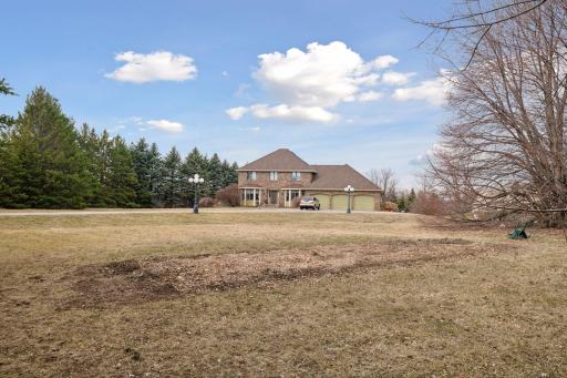 222 Medina Road, Wayzata, MN 55391