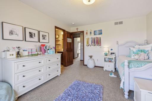 17851 63rd Avenue N, Maple Grove, MN 55311