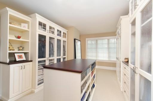 19019 Vogel Farm Trail, Eden Prairie, MN 55347