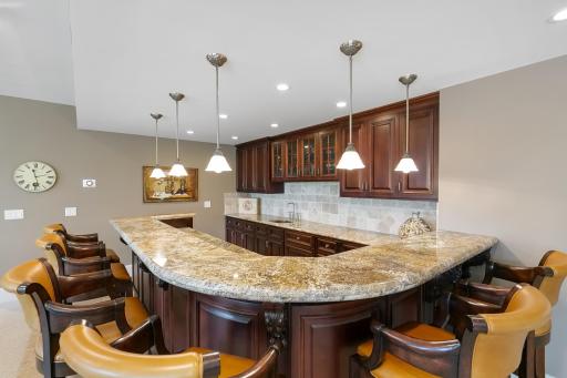 19019 Vogel Farm Trail, Eden Prairie, MN 55347
