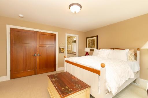 19019 Vogel Farm Trail, Eden Prairie, MN 55347