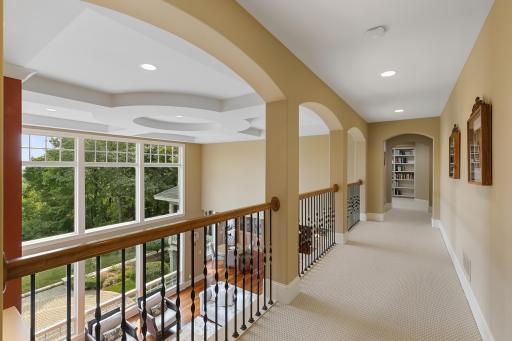 19019 Vogel Farm Trail, Eden Prairie, MN 55347