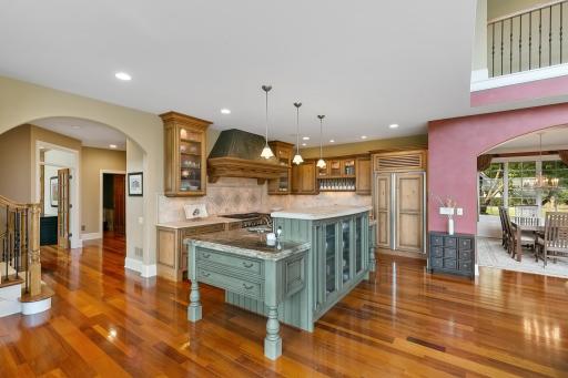 19019 Vogel Farm Trail, Eden Prairie, MN 55347