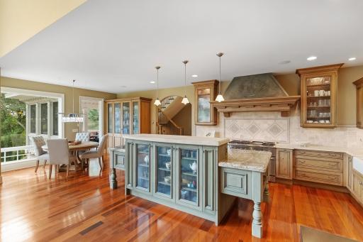 19019 Vogel Farm Trail, Eden Prairie, MN 55347