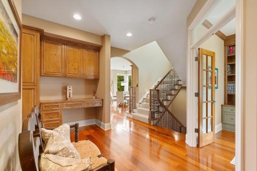 19019 Vogel Farm Trail, Eden Prairie, MN 55347